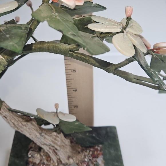 Vintage chinese carved  jade & shell  bonsai tree. - Picture 7 of 7